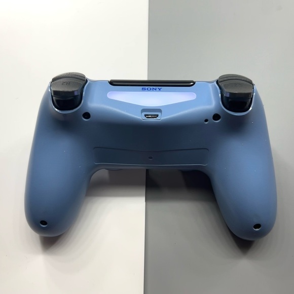 PS4 controler - Picture 3 of 6